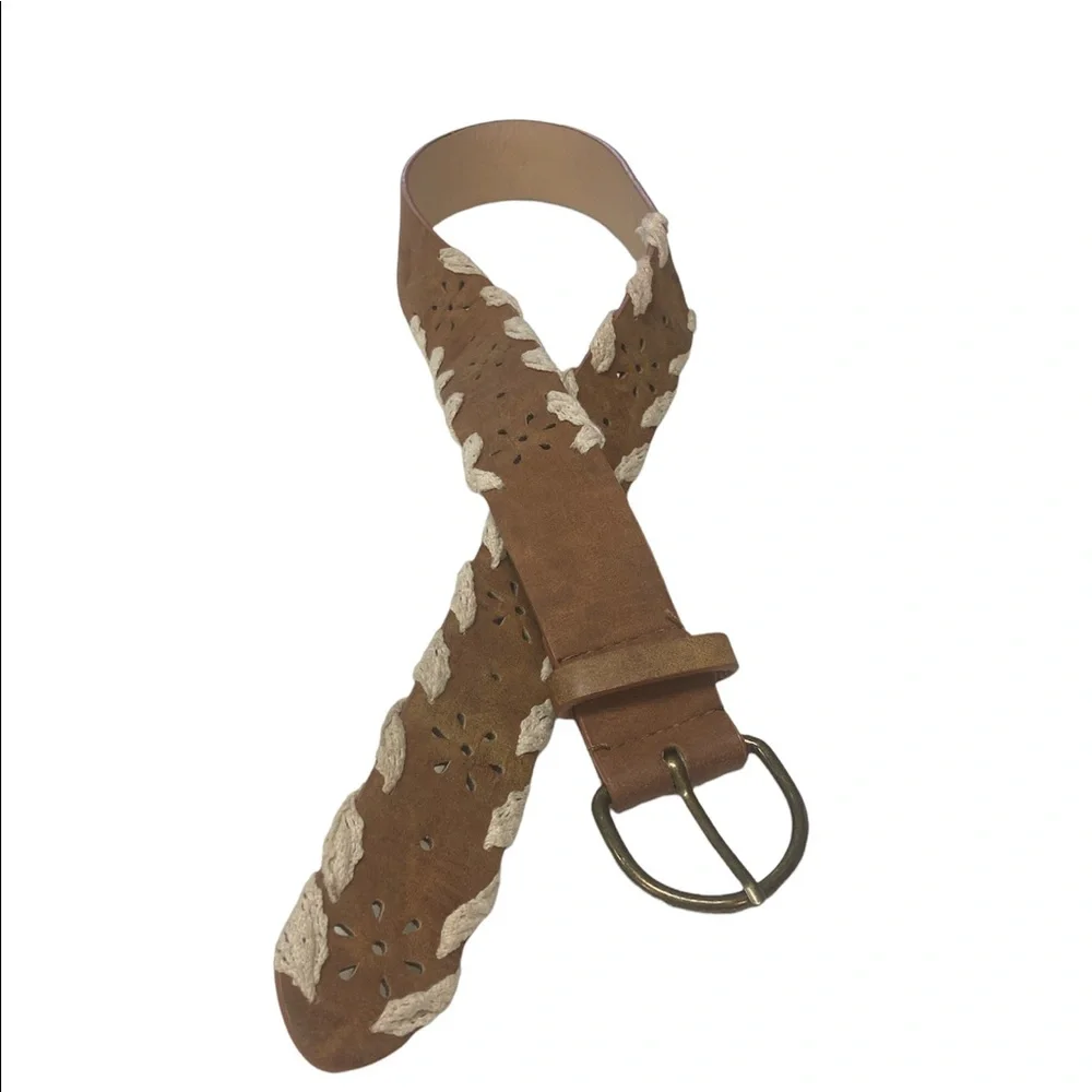 Faux Leather & Lace Belt